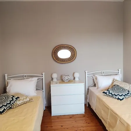 Olive Hill House Vragkaniotika