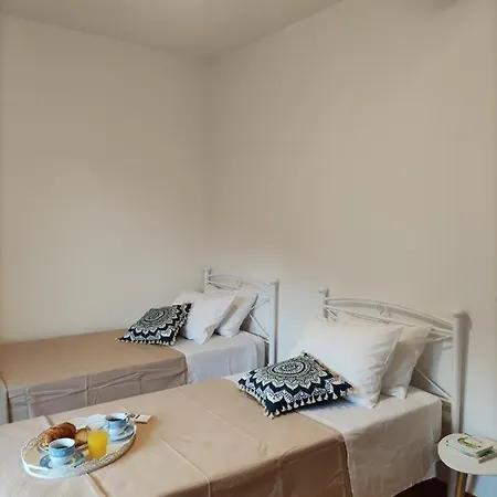 Vakantiehuis Olive Hill House *