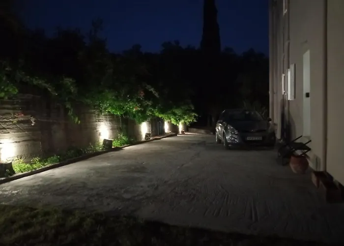 Olive Hill House *