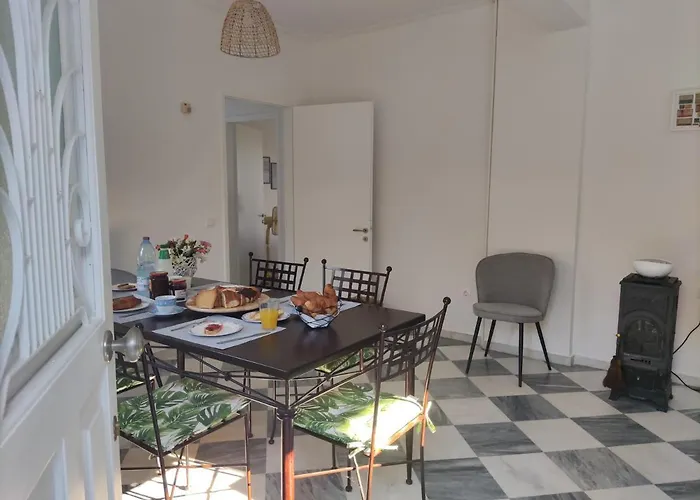 Olive Hill House * Vragkaniotika