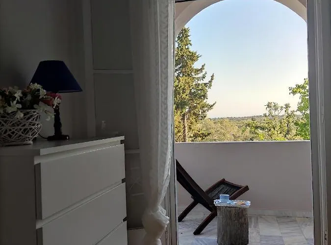 Olive Hill House * Vragkaniotika