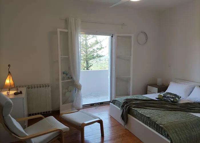 Olive Hill House * Vragkaniotika